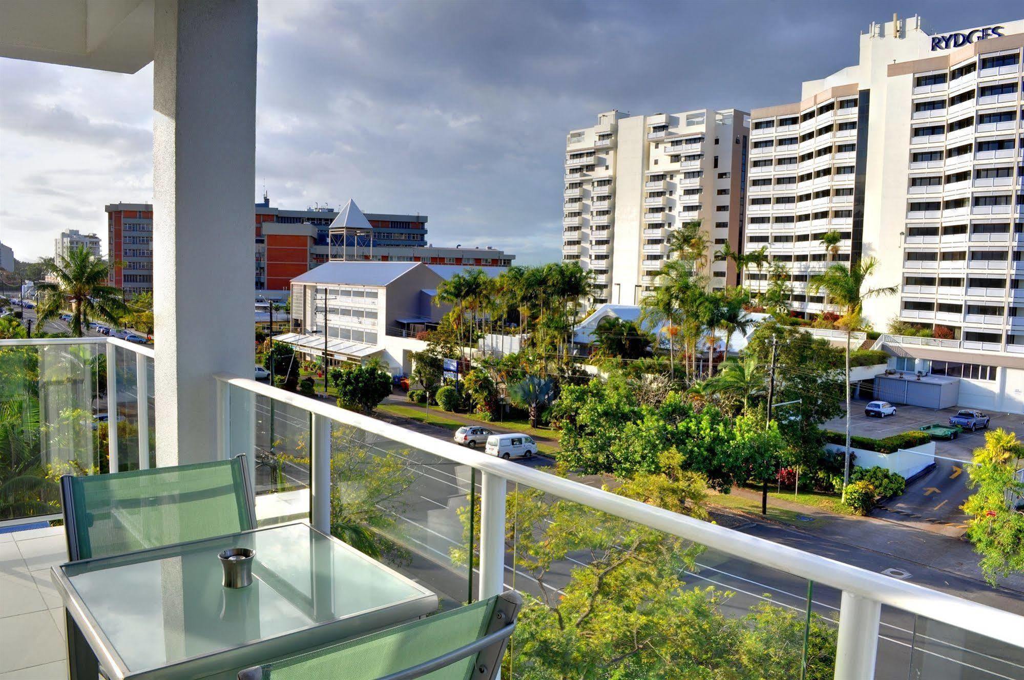 201 Lake Street Hotel Cairns Bilik gambar